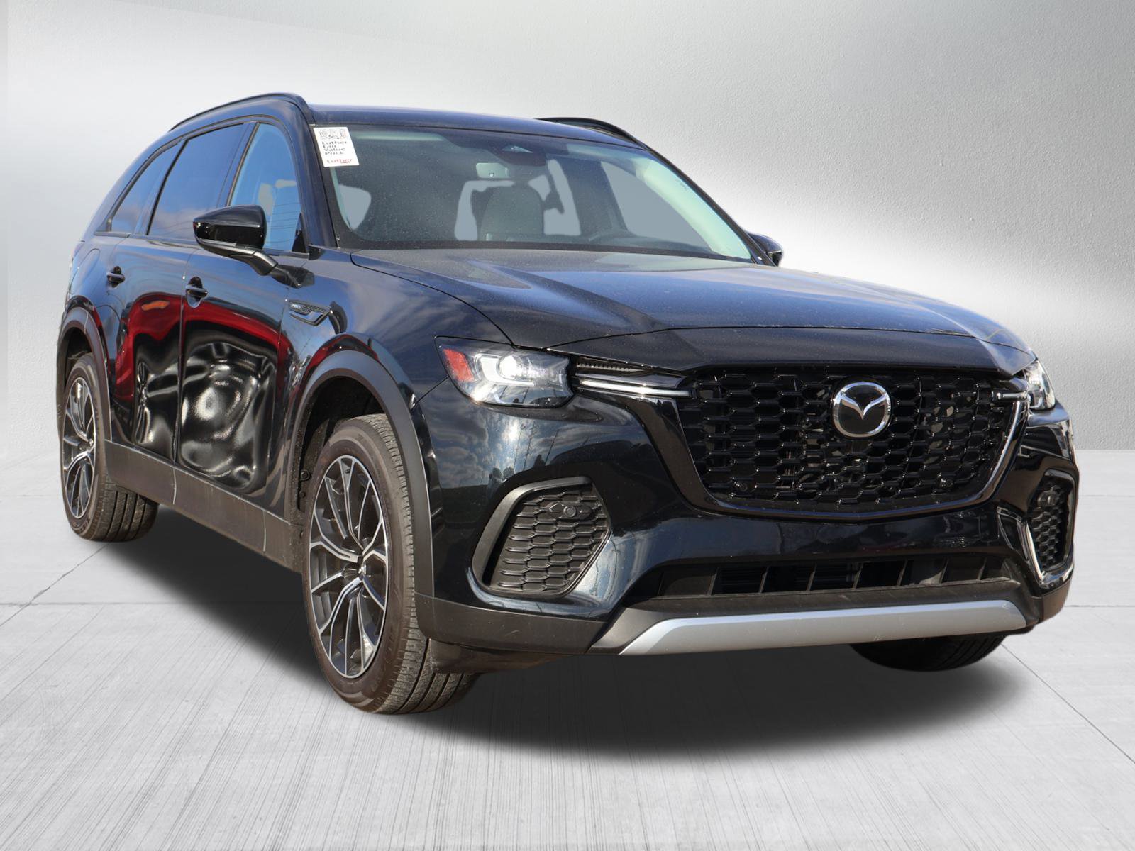 2025 Mazda CX-70 Premium Package's photo