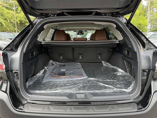 2025 Subaru Outback Touring XT photo 29