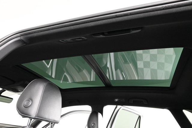 2022 Volkswagen Atlas Cross Sport SE Technology photo 4