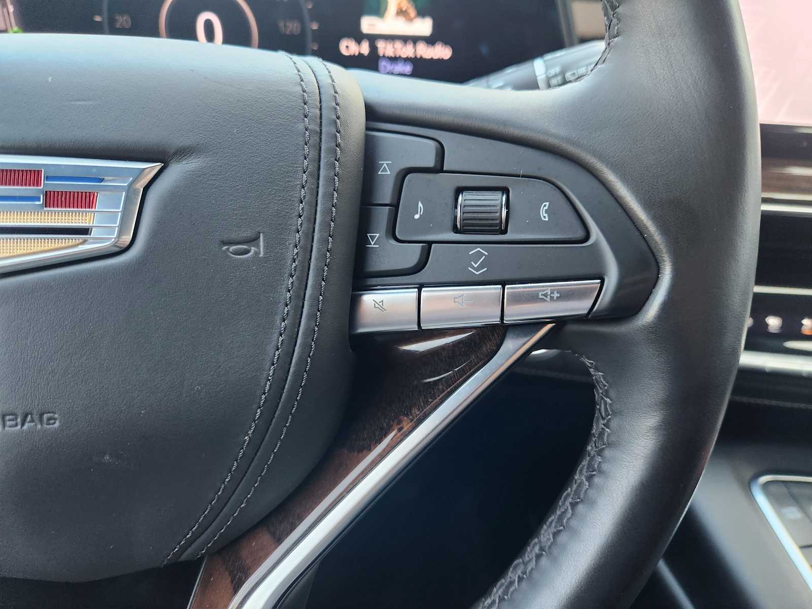 2023 Cadillac Escalade ESV Sport Platinum photo 25