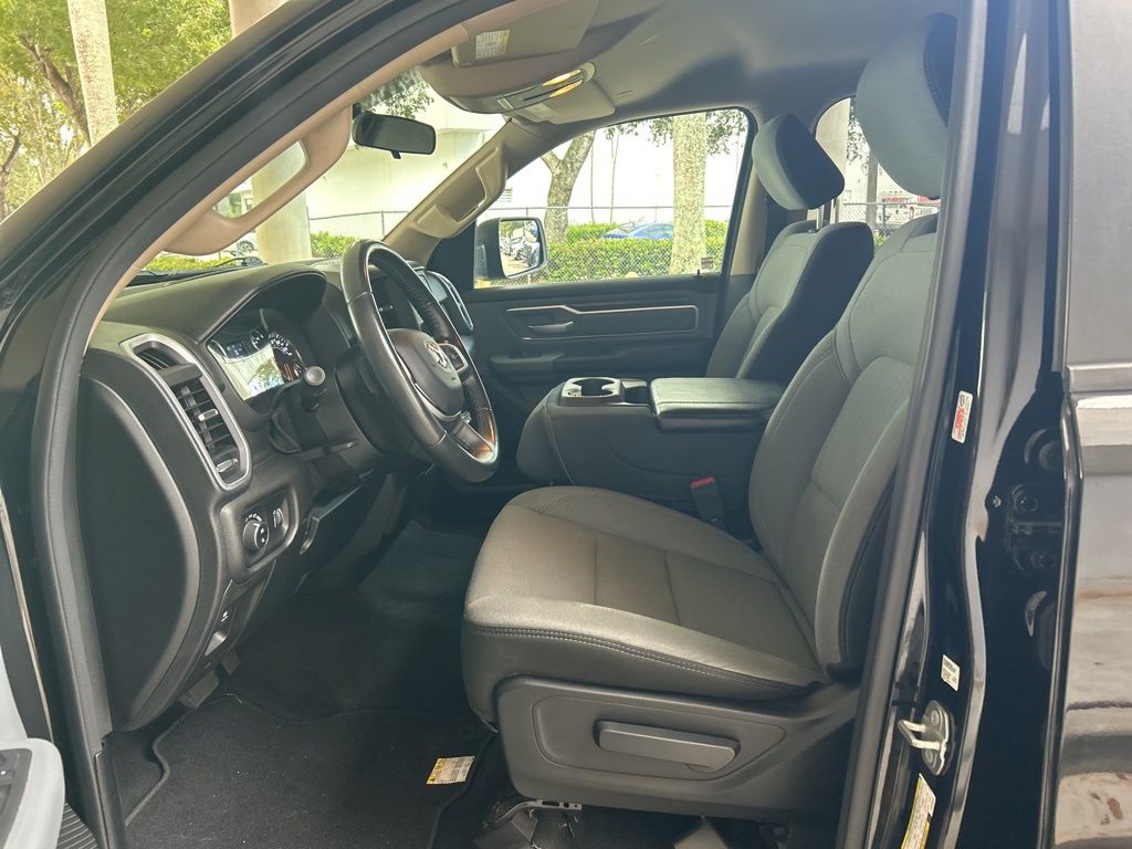 2020 Ram 1500 Big Horn Lone Star photo 3