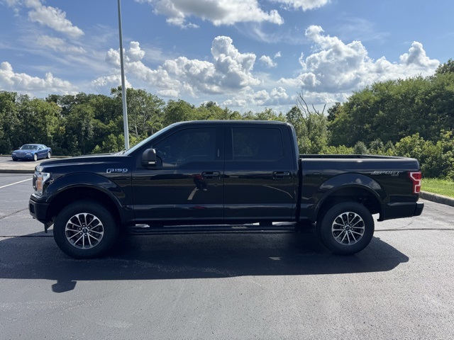 2020 Ford F-150 XLT photo 3