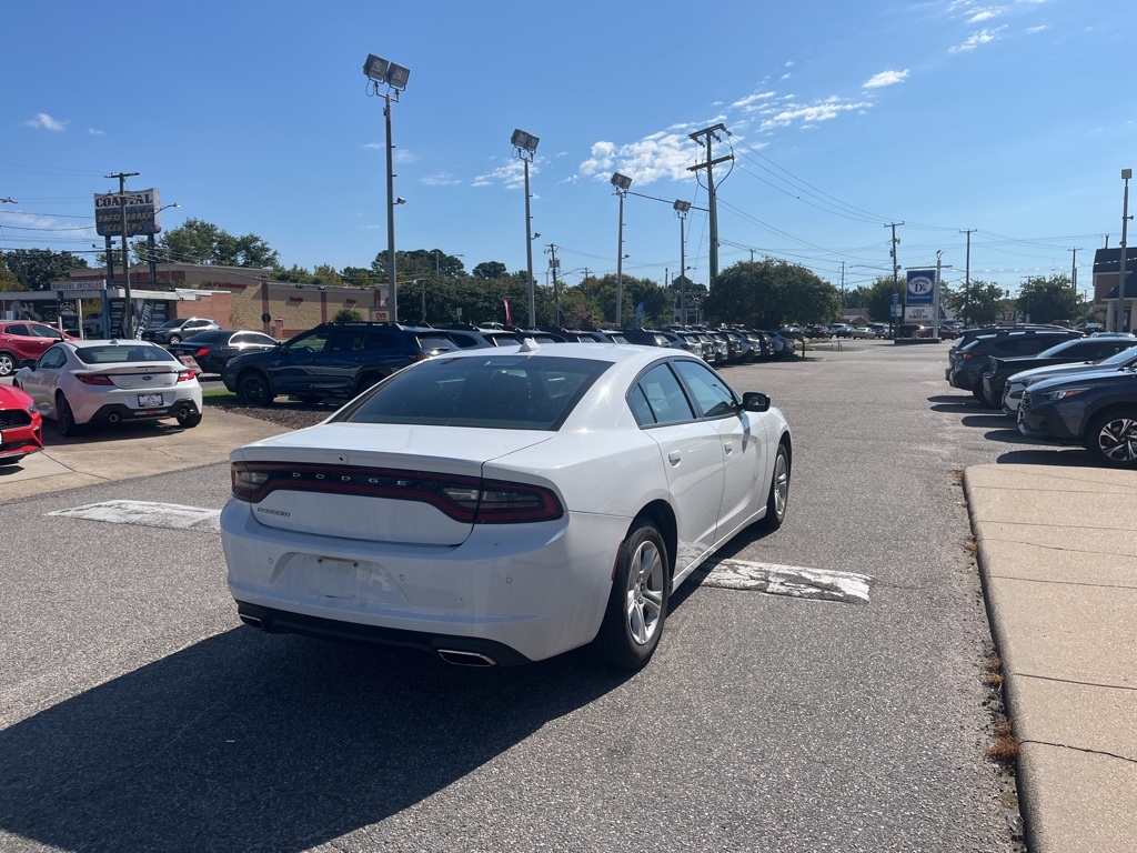 2023 Dodge Charger SXT photo 4