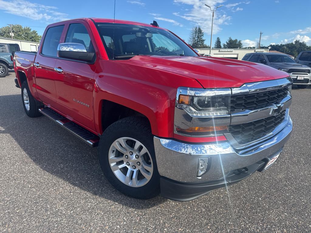 2018 Chevrolet Silverado 1500 LT photo 3