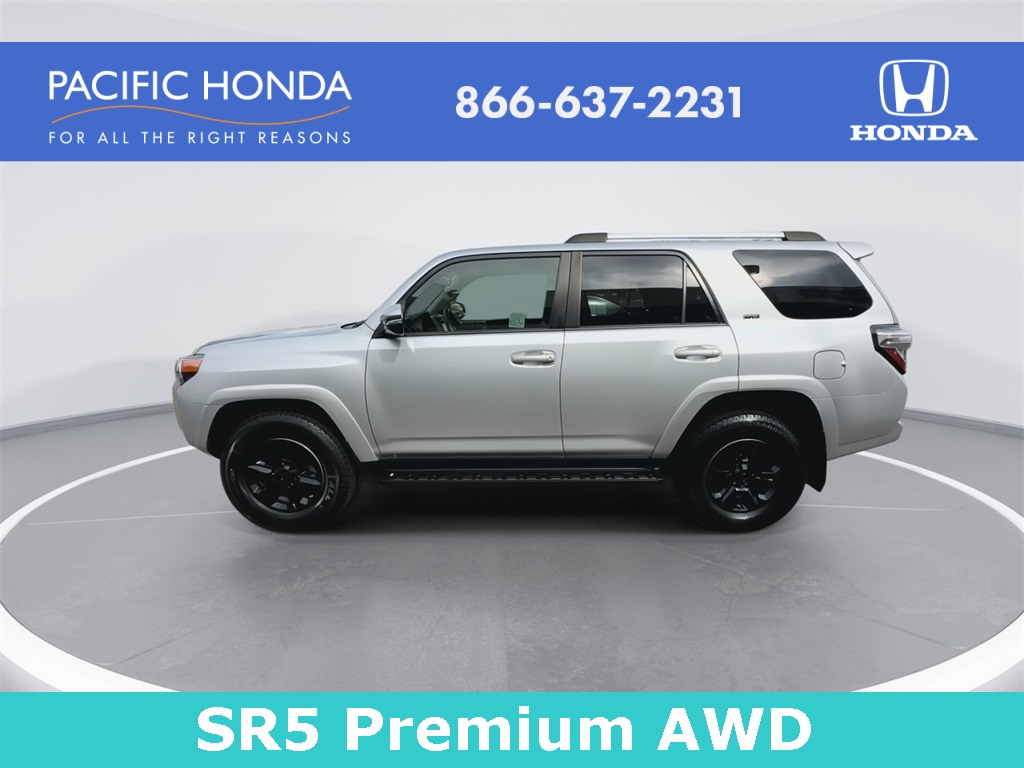 2020 Toyota 4Runner SR5 Premium photo 5