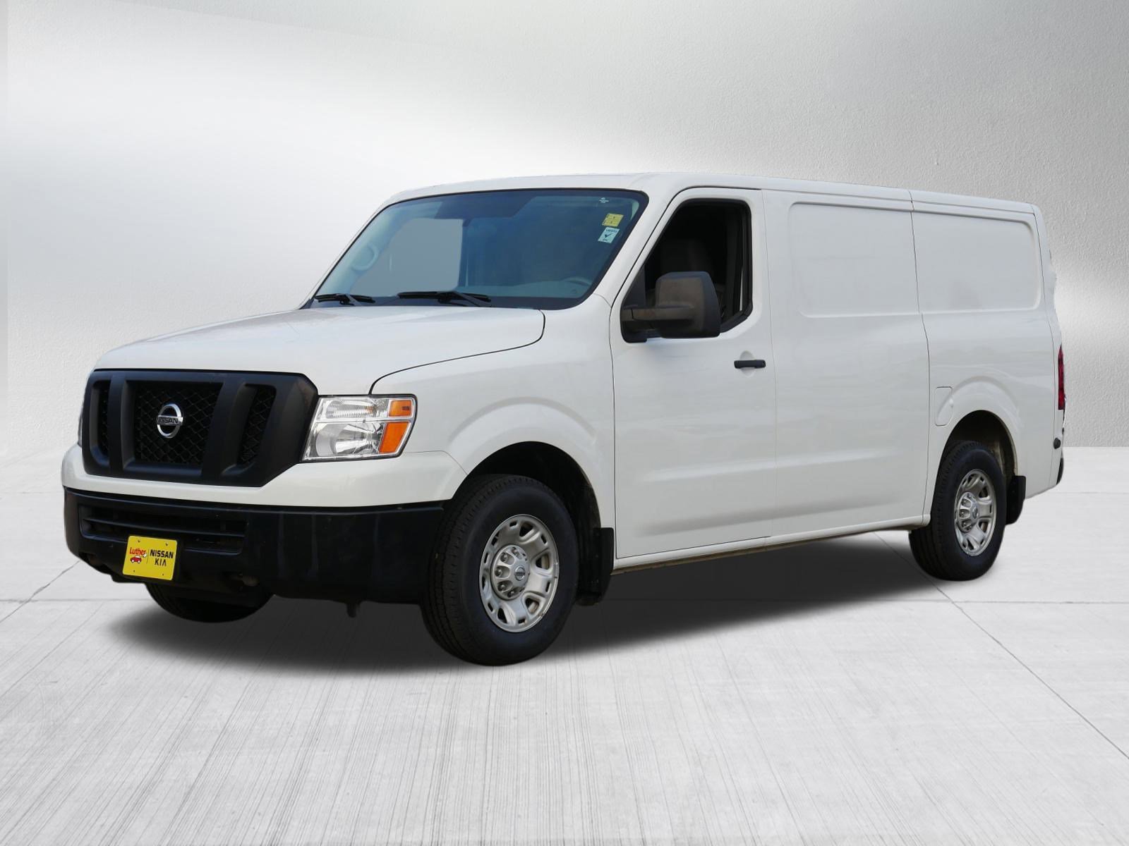 2020 Nissan NV1500 photo 3