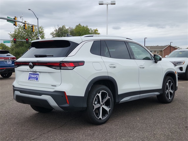 2025 Volkswagen Tiguan SE photo 3