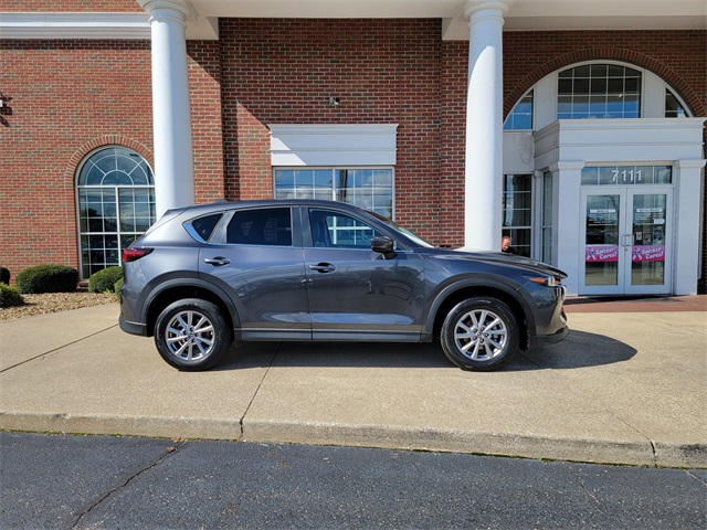 2022 Mazda CX-5 2.5 S Preferred photo 4