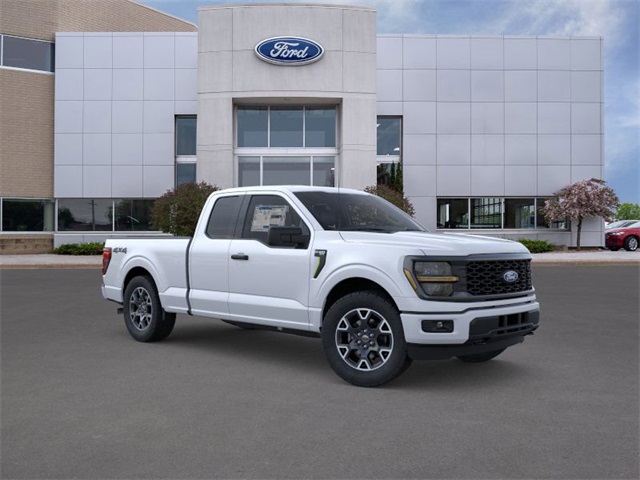 2025 Ford F-150 STX photo 5