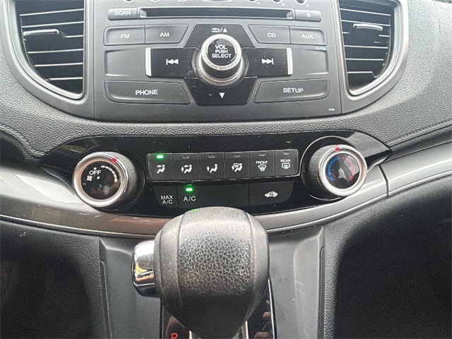2015 Honda CR-V LX photo 11