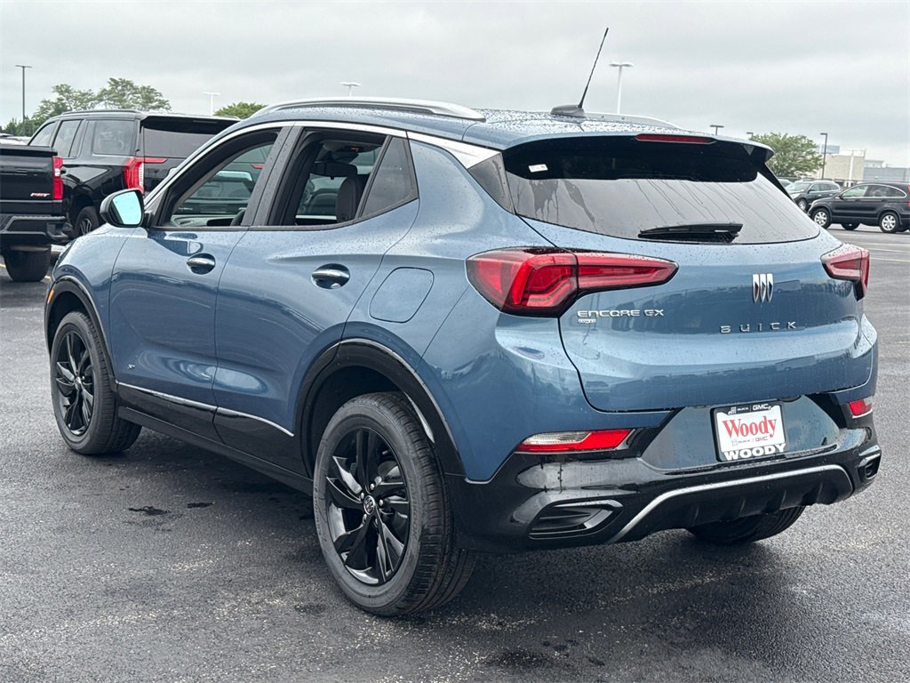 2026 Buick Encore GX Sport Touring photo 2