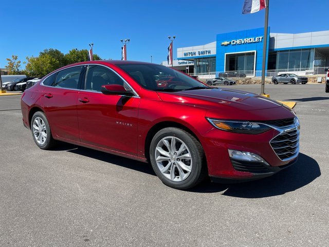 2025 Chevrolet Malibu 1LT photo 4