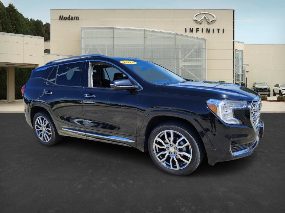 2024 Gmc Terrain Denali photo 2