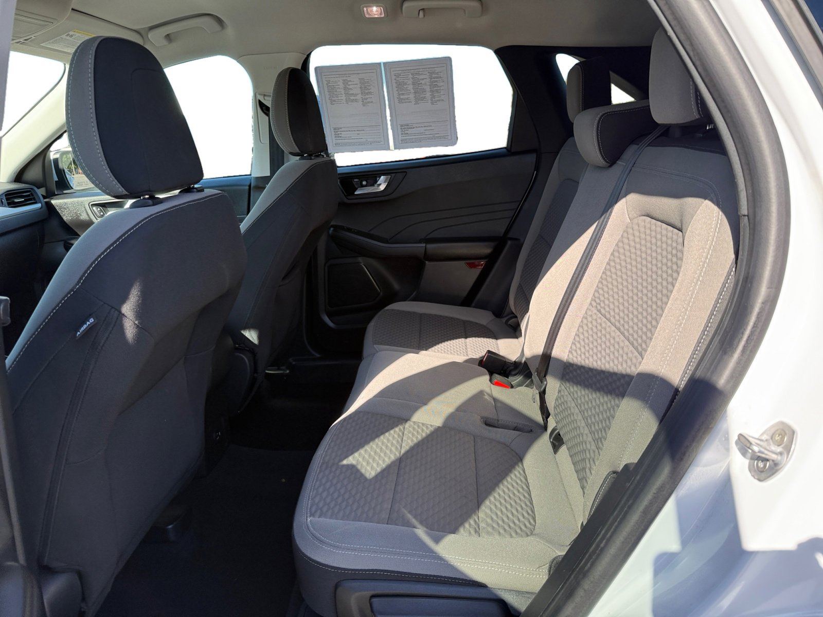 2021 Ford Escape SE photo 16