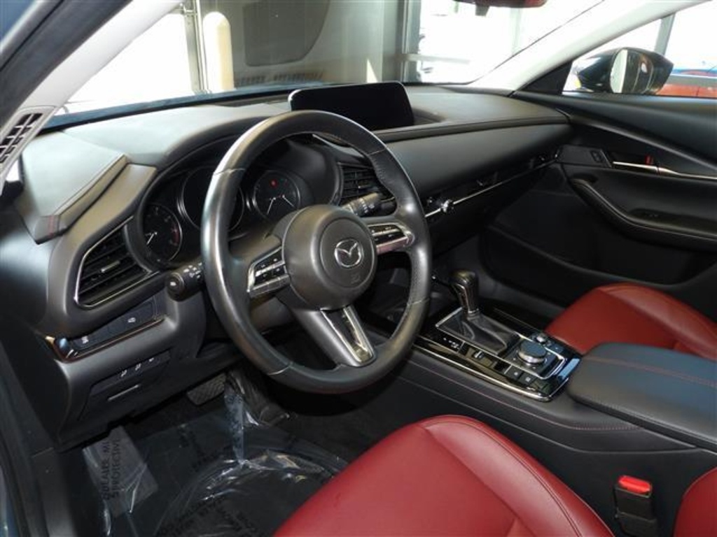 2022 Mazda CX-30 Carbon photo 24