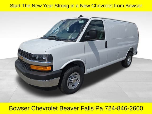 2025 Chevrolet Express Cargo Work Van's photo