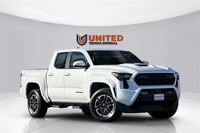 2026 Toyota Tacoma TRD Sport's photo