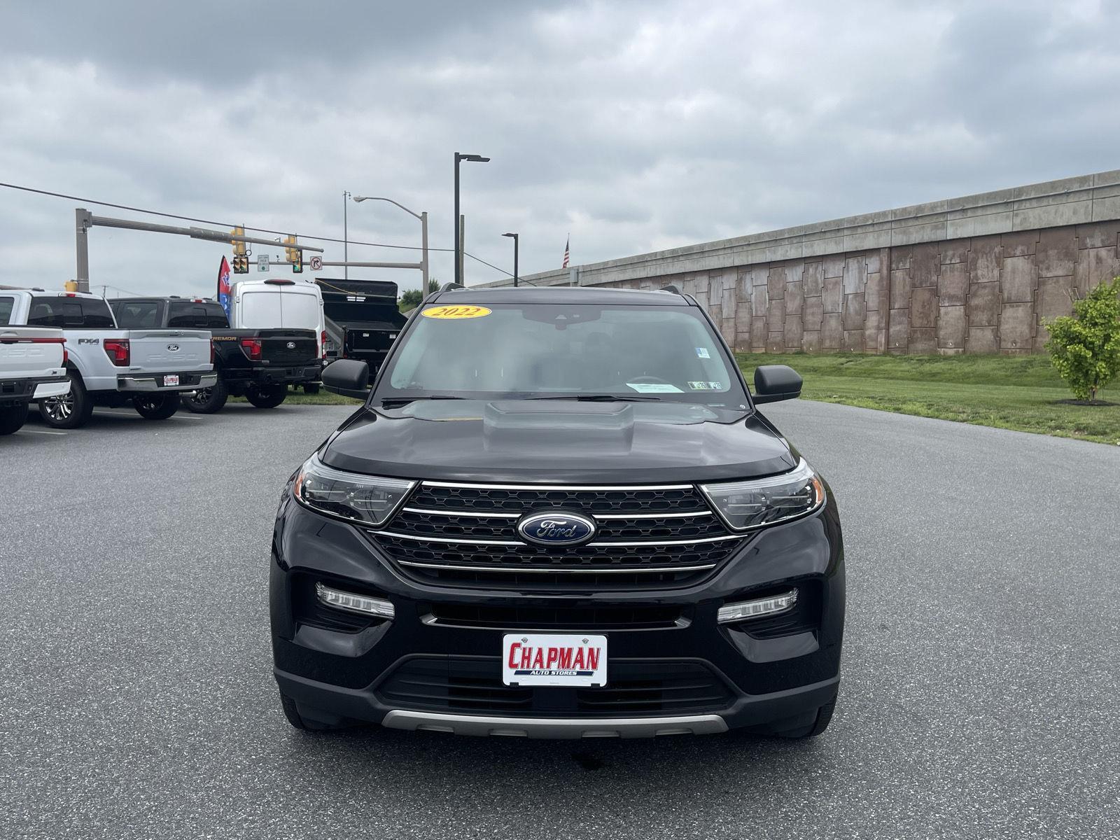 2022 Ford Explorer XLT photo 2