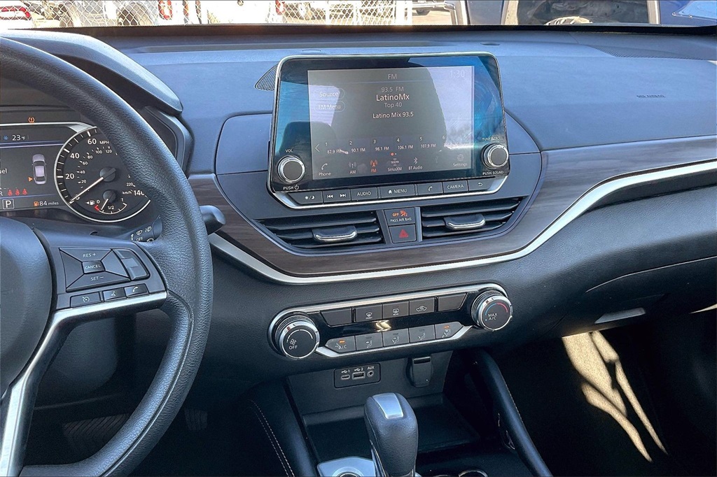 2023 NISSAN ALTIMA - Image 4