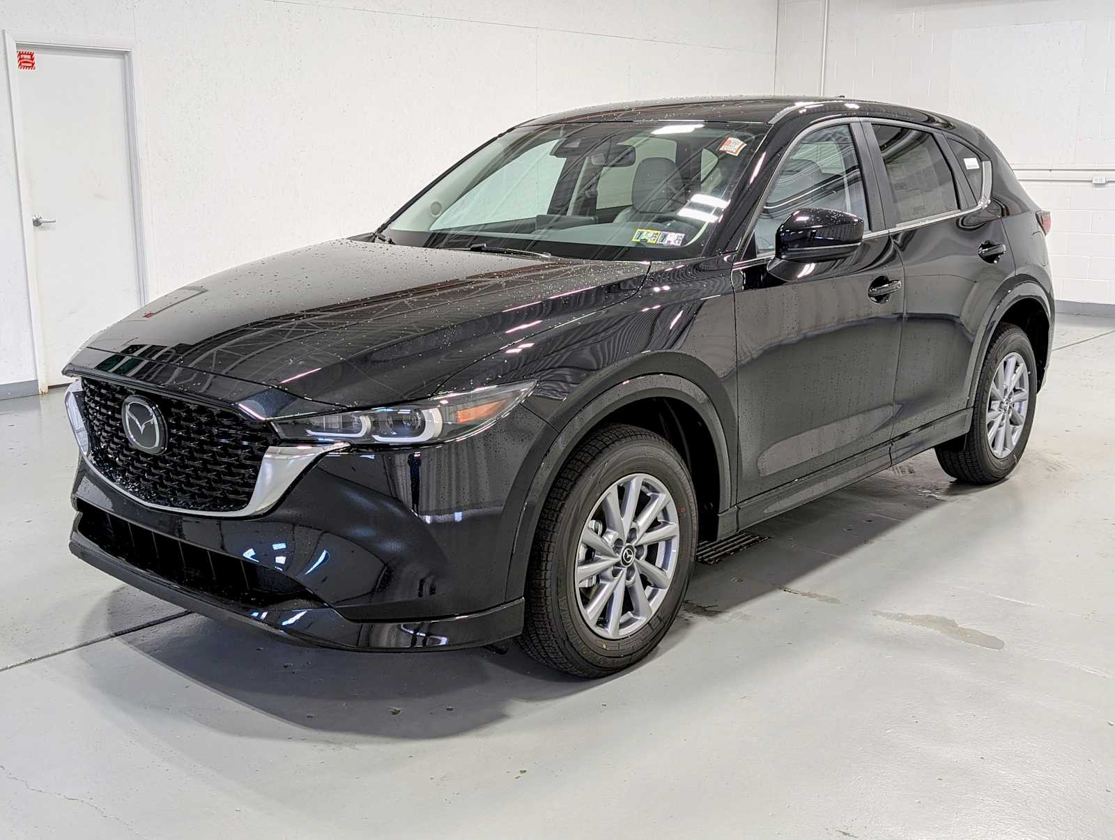 2025 Mazda CX-5 S Preferred package's photo