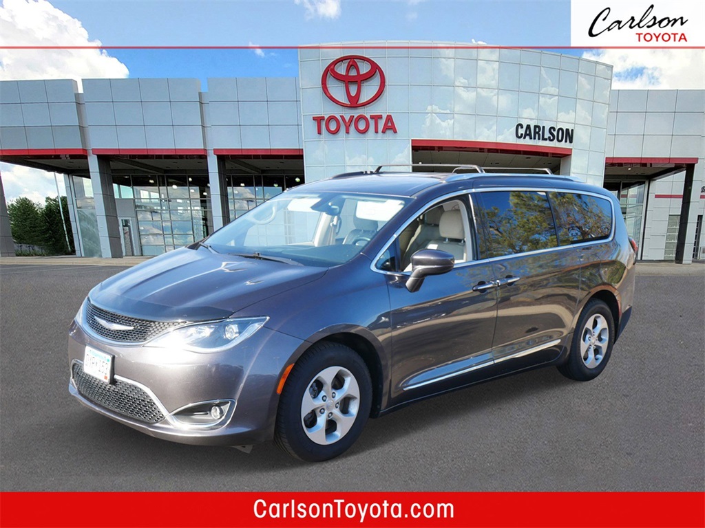 2017 Chrysler Pacifica Touring-L Plus
