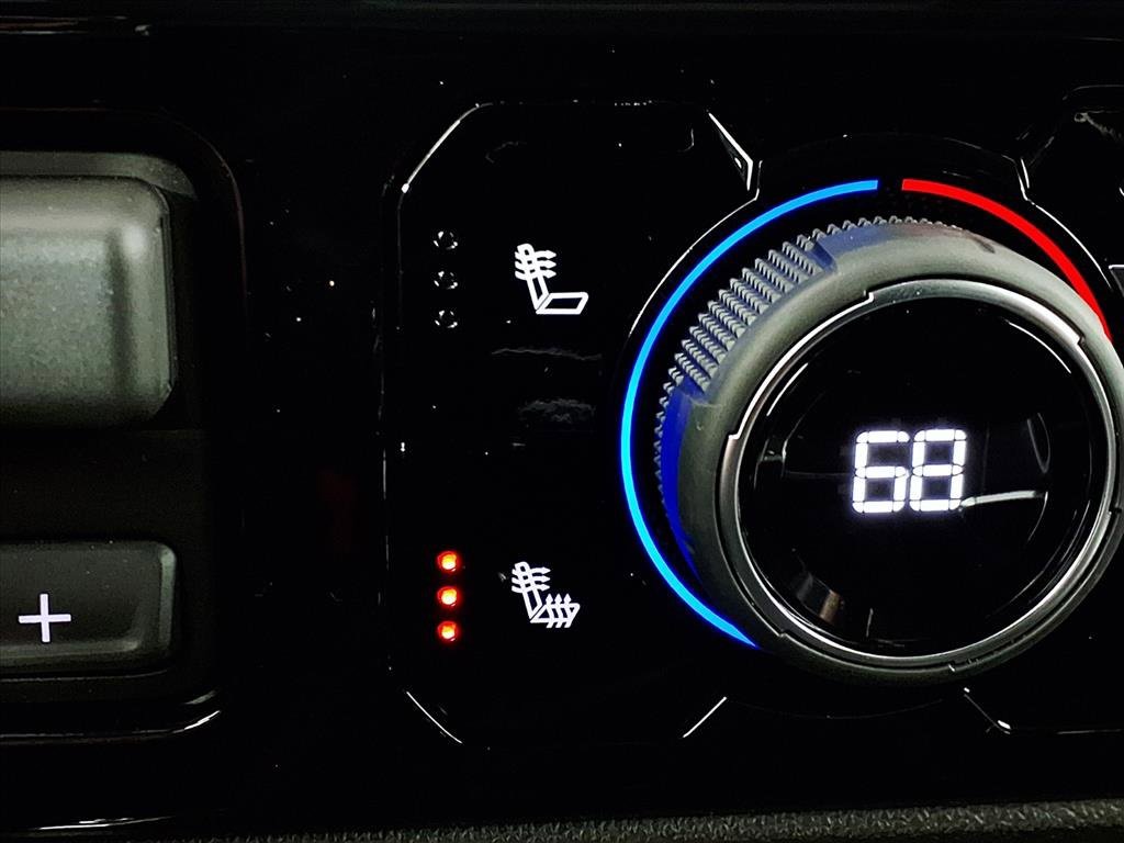 2026 Chevrolet Silverado 1500 LT photo 3