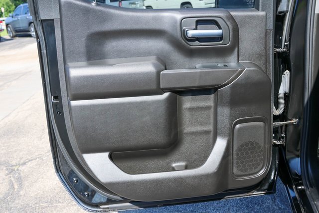 Used 2023 Black Chevrolet Custom image 12
