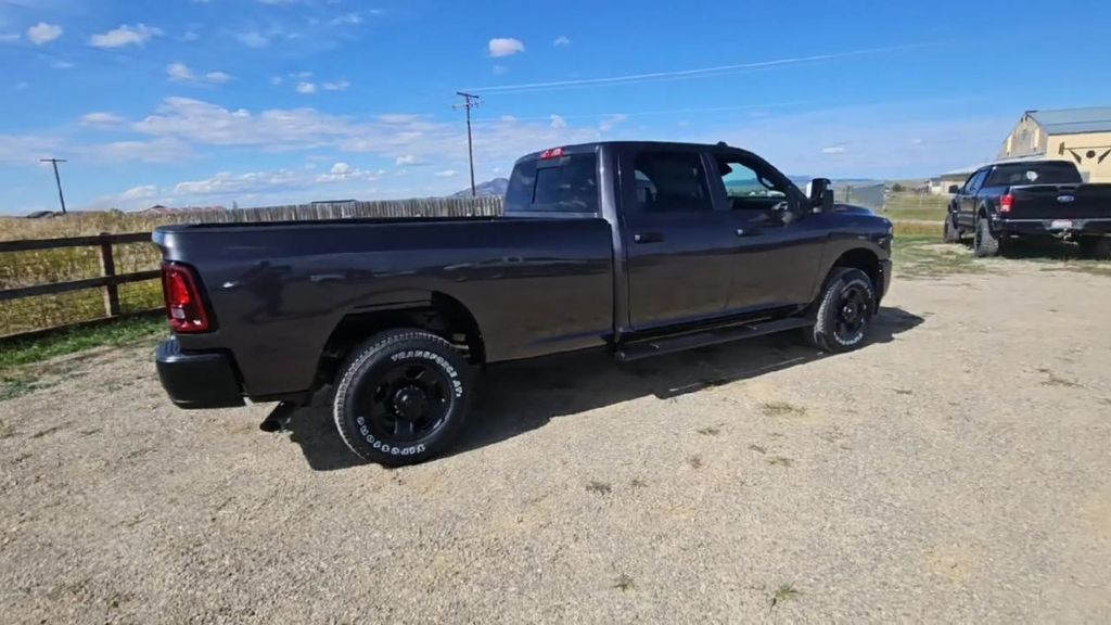 2026 Ram 3500 Tradesman photo 8