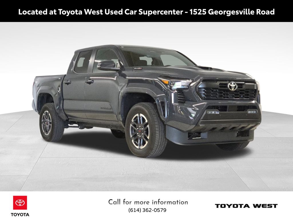 2025 Toyota Tacoma TRD Sport photo 3