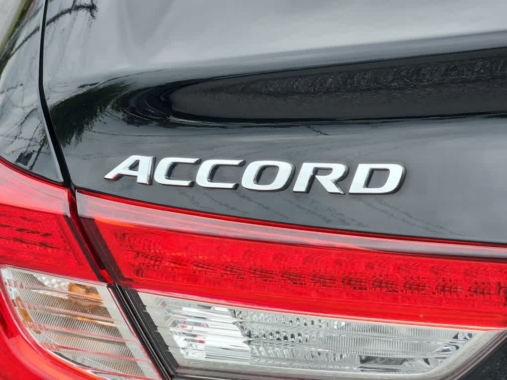 2022 Honda Accord LX photo 19