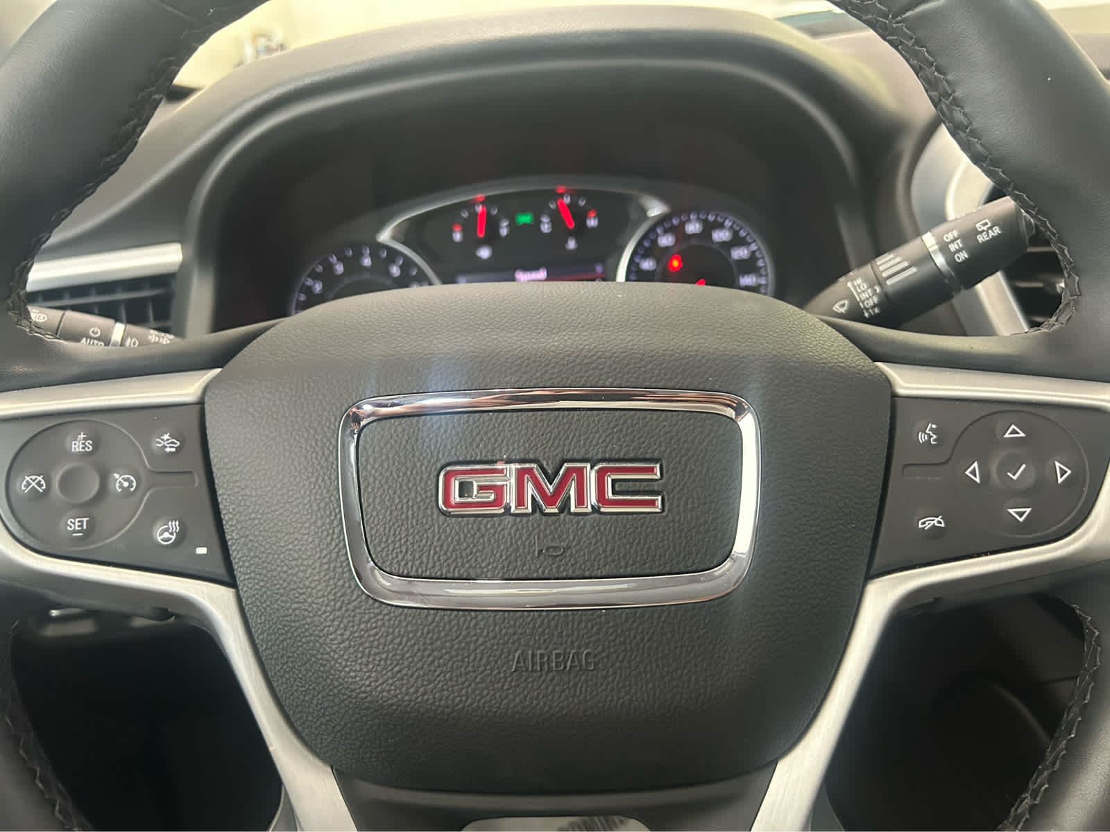 2023 Gmc Acadia SLT photo 10