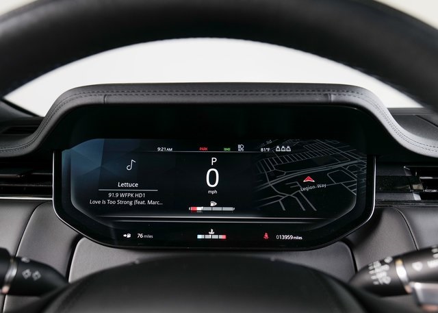2023 Land Rover Range Rover SE photo 14