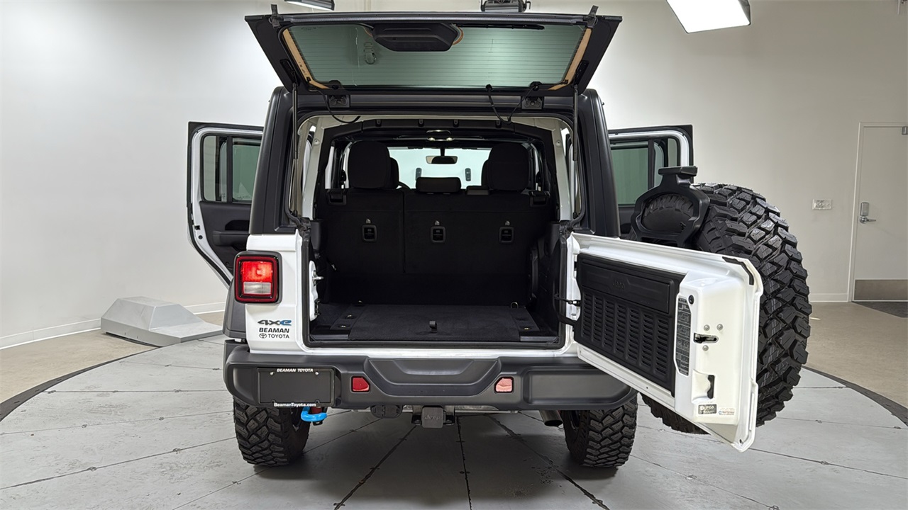 2023 Jeep Wrangler Base 4xe photo 16