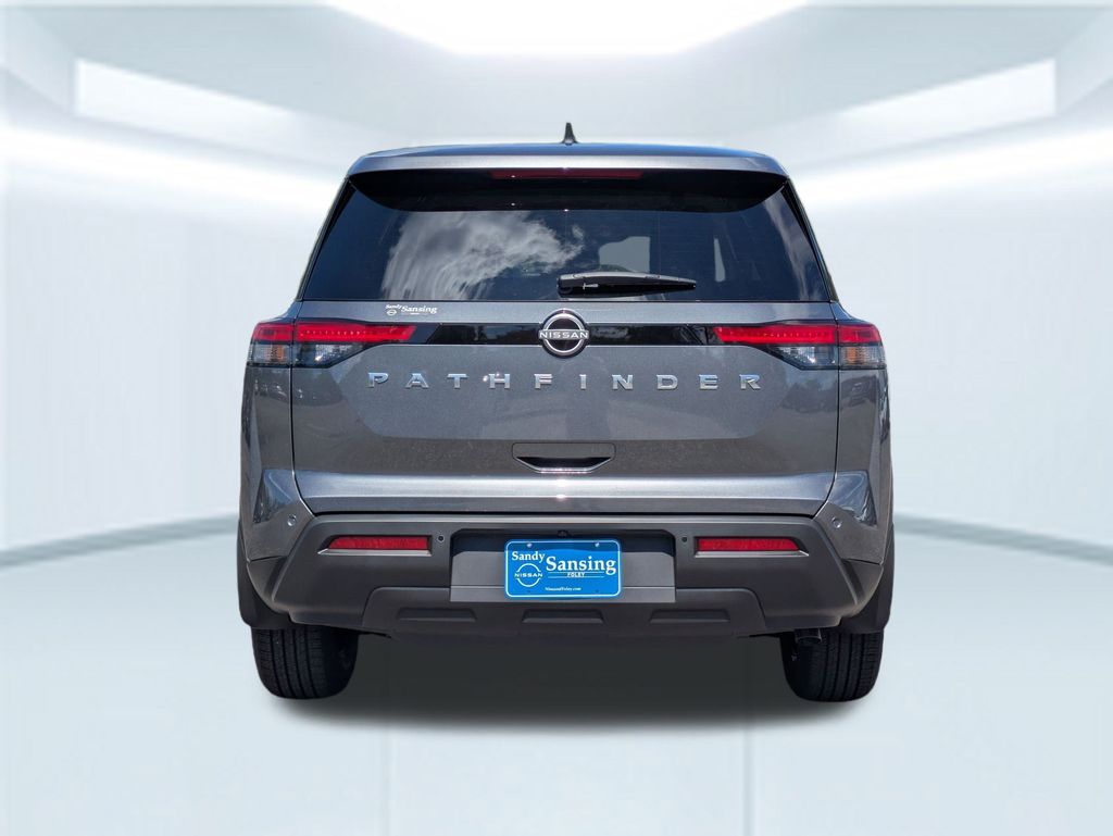 2025 Nissan Pathfinder S photo 4
