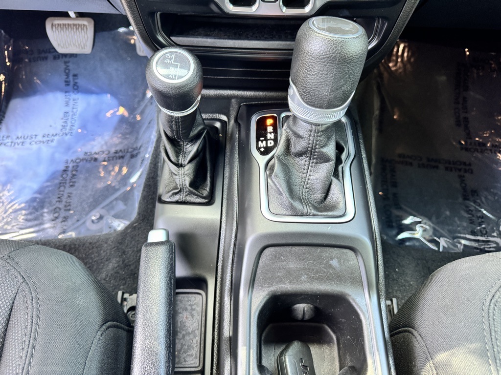 2022 Jeep Wrangler Unlimited Willys photo 26