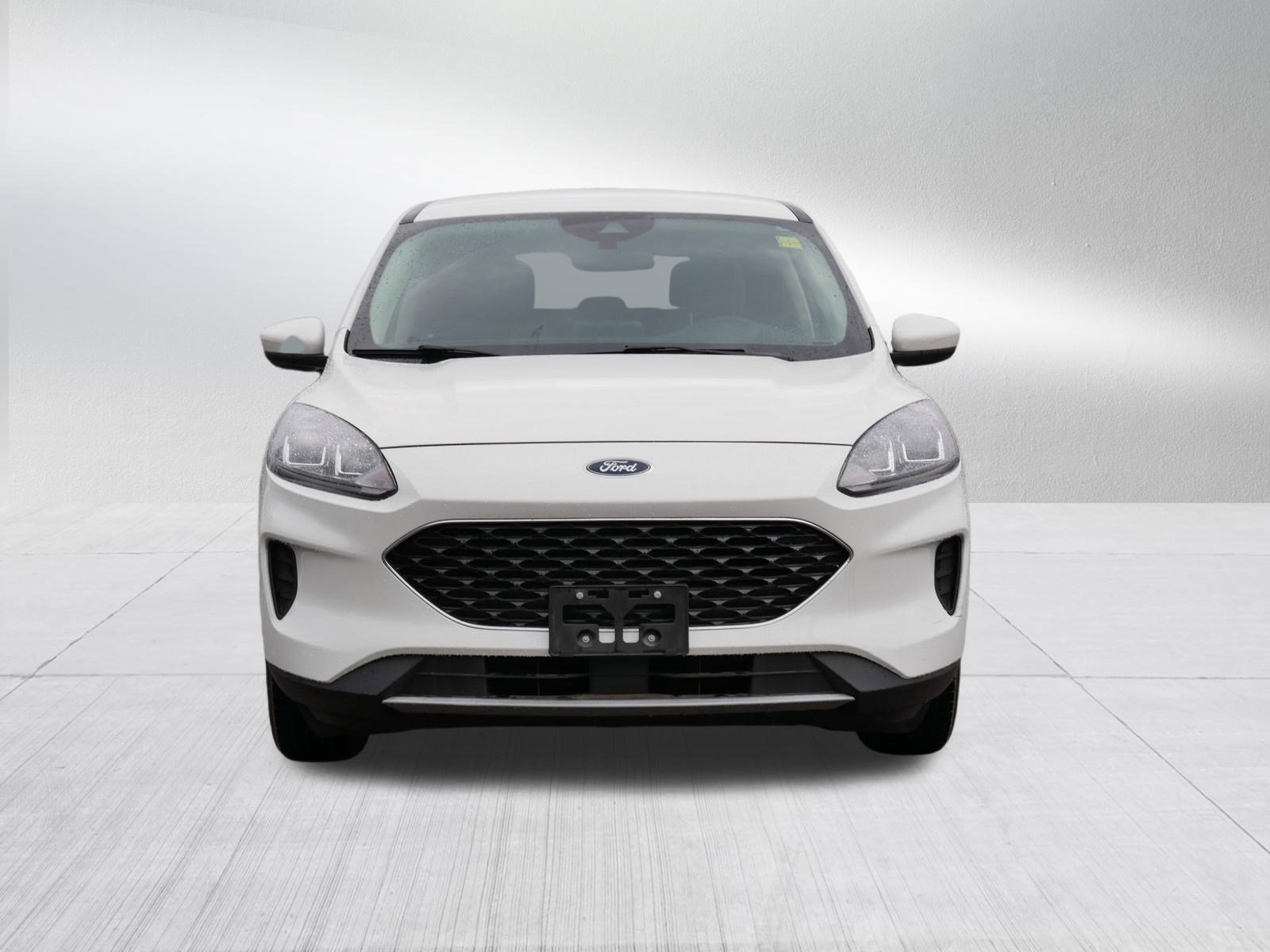 Used 2020 Ford Escape SE with VIN 1FMCU9G66LUB49215 for sale in Inver Grove, Minnesota