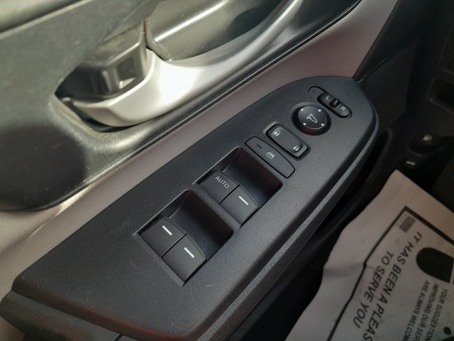 2018 Honda CR-V LX photo 30