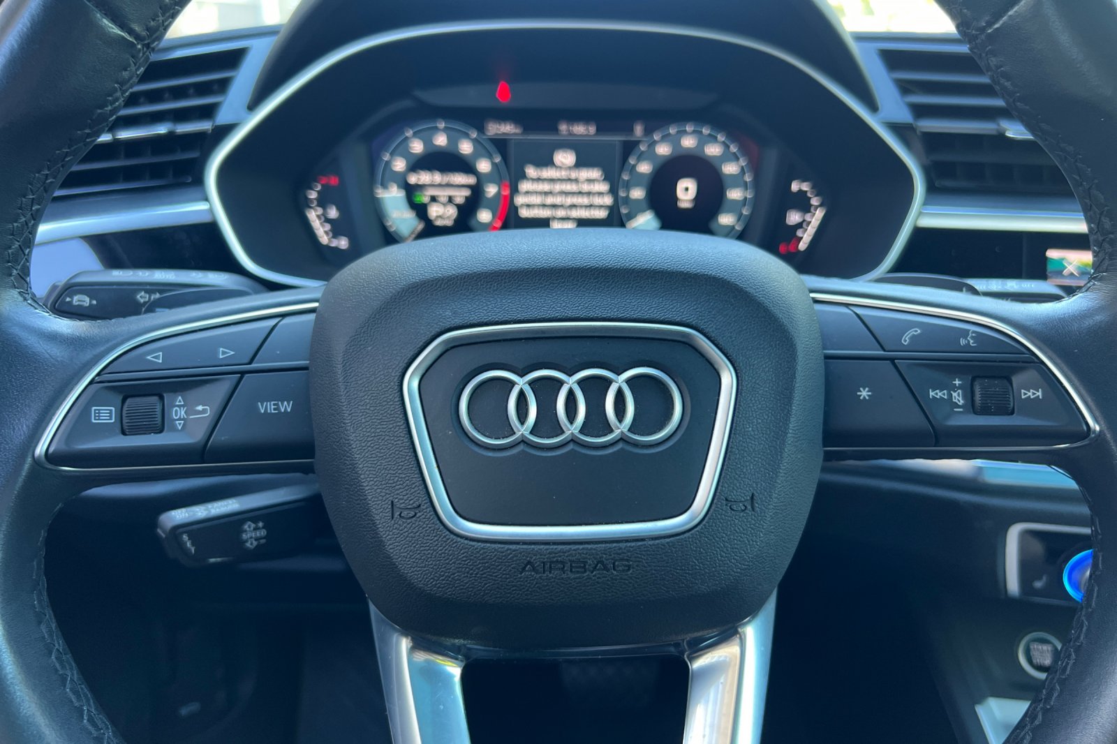 2023 Audi Q3 S line Premium photo 17