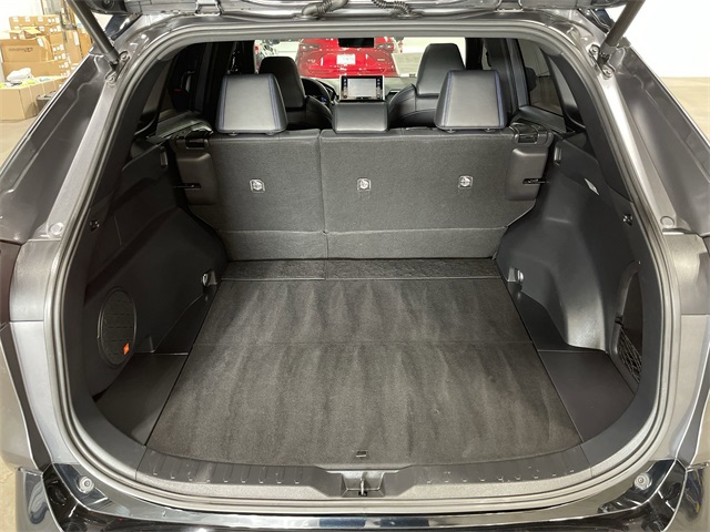 2019 Toyota RAV4 Hybrid XSE photo 23