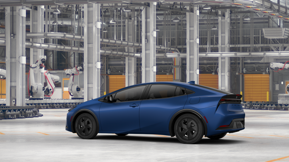 2026 Toyota Prius LE photo 4