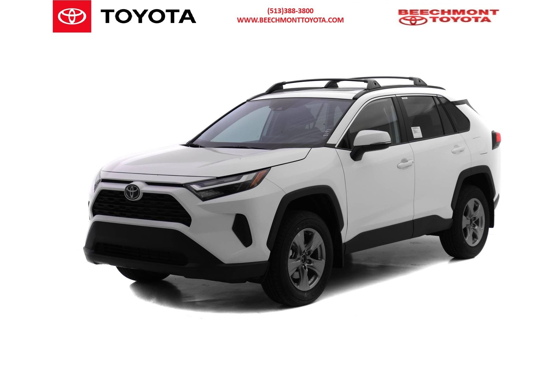 2025 Toyota RAV4 XLE's photo