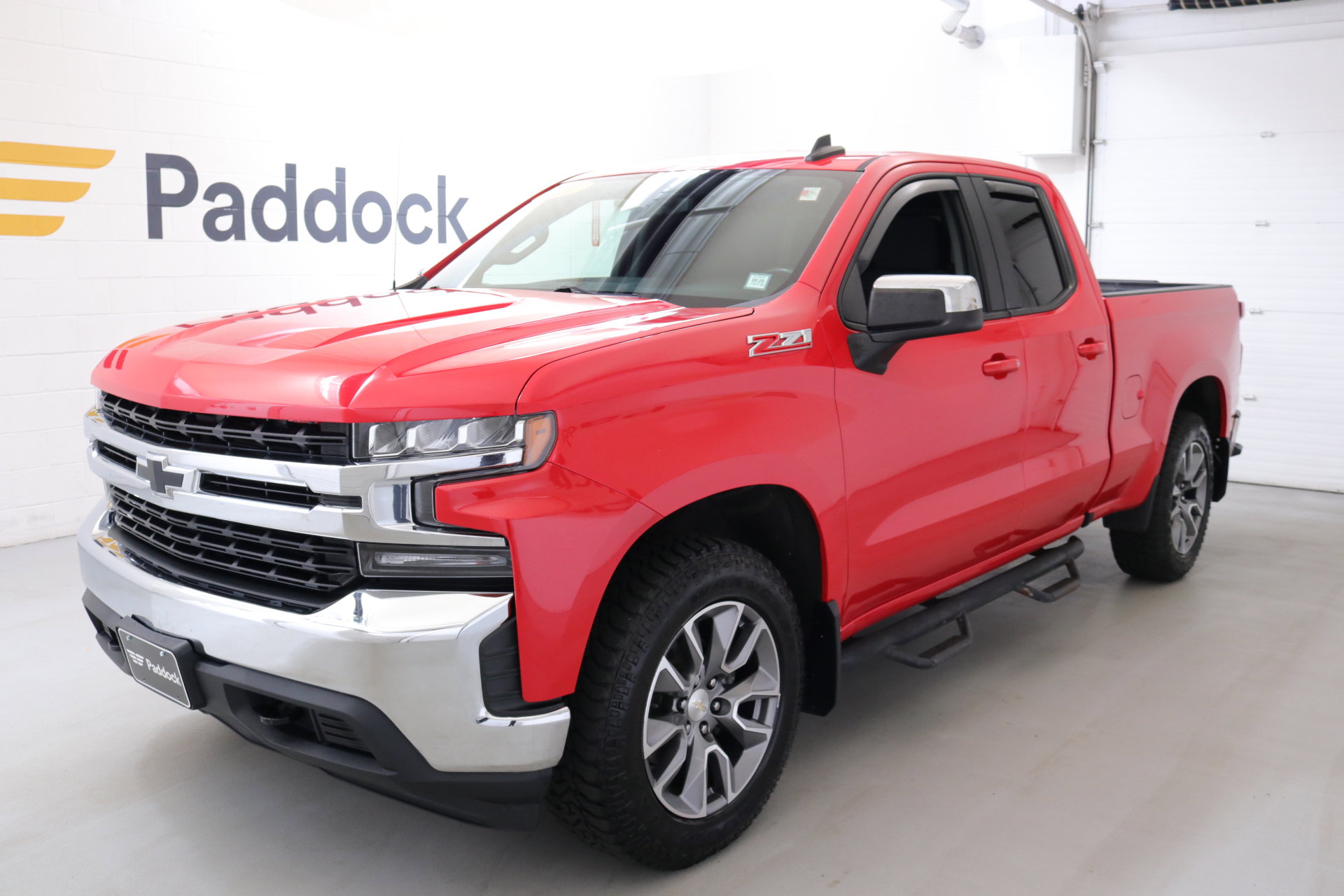 2021 Chevrolet Silverado 1500 LT photo 3