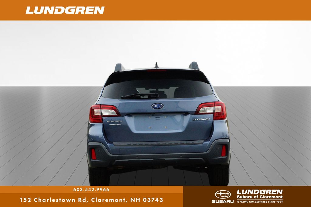 2018 Subaru Outback 2.5i photo 3