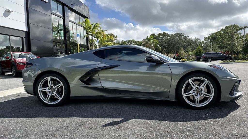 2023 Chevrolet Corvette Stingray 2LT photo 21