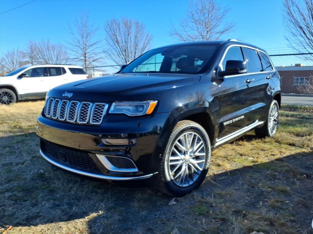 2017 Jeep Grand Cherokee Summit's photo
