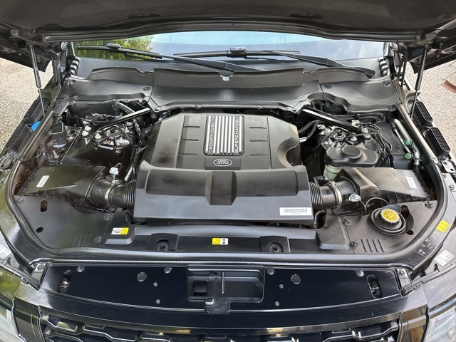 2020 Land Rover Range Rover SuperCharged photo 28