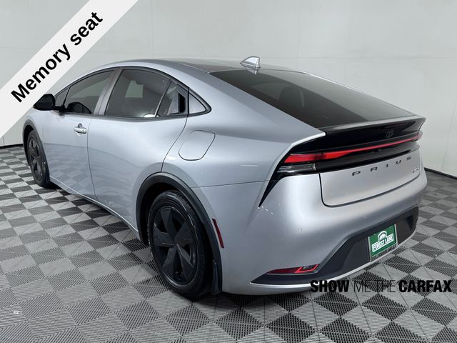 2023 Toyota Prius photo 6