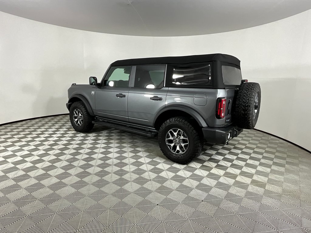 2024 Ford Bronco Big Bend photo 3