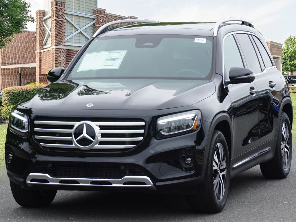 2025 Mercedes Benz GLB 250 4MATIC photo 3