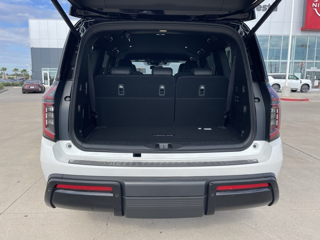 2026 Nissan Armada photo 3